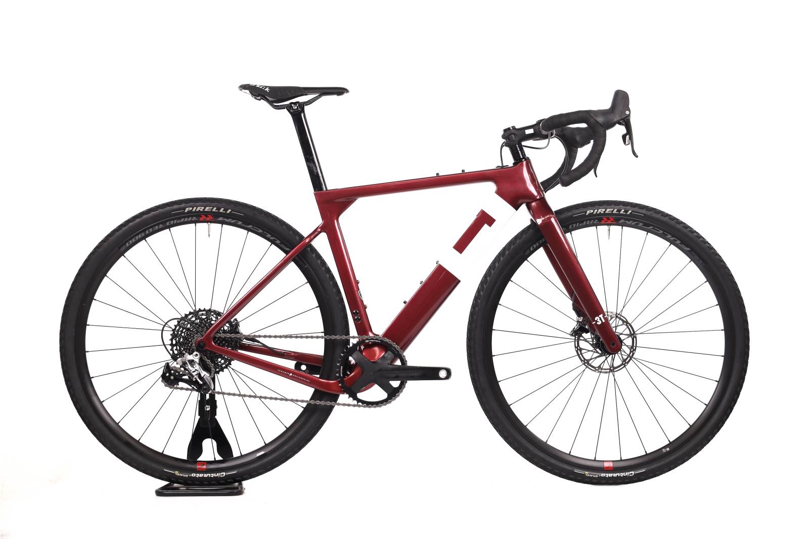 3T Exploro Pro Rival
