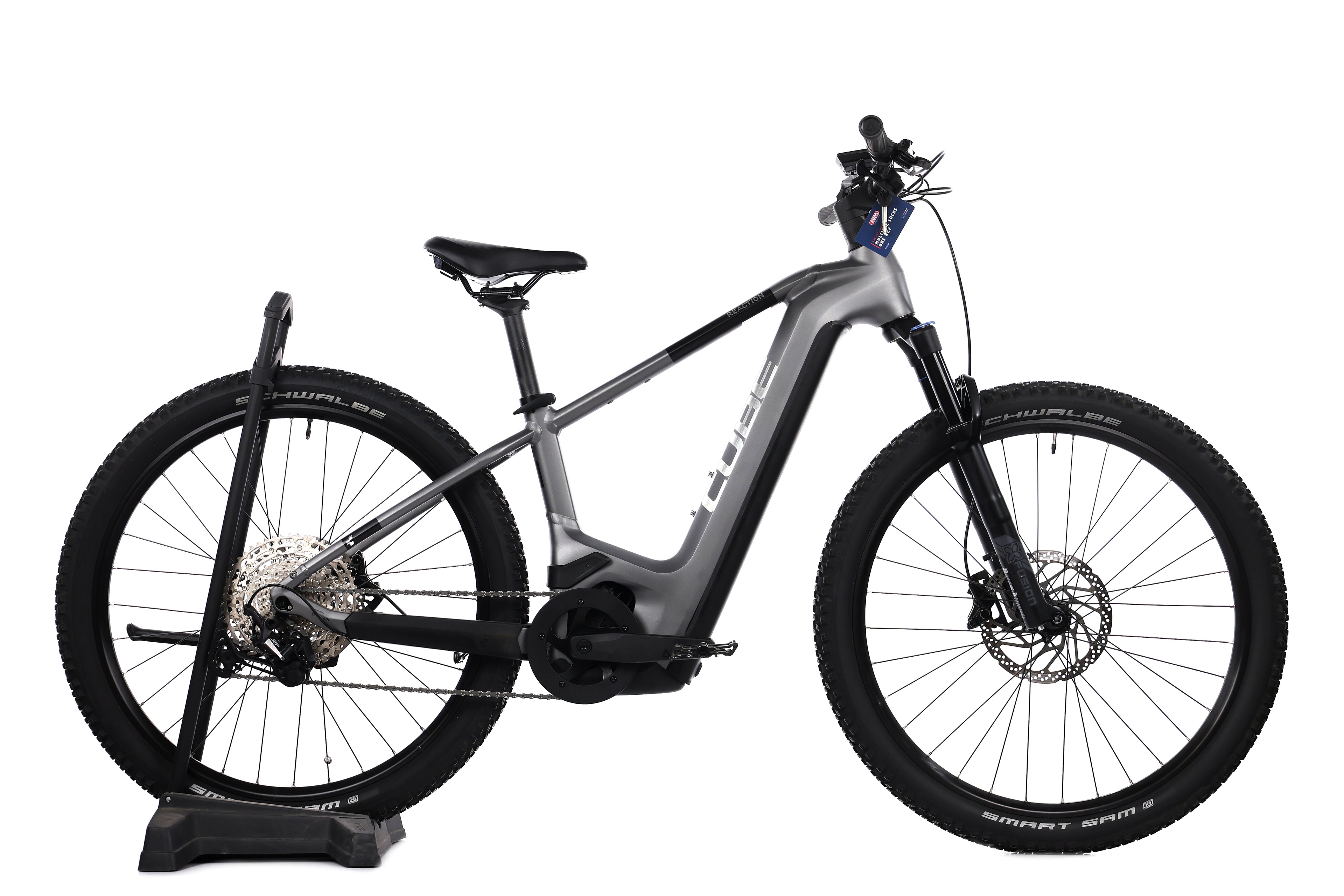 Cube Reaction Hybrid Race 750