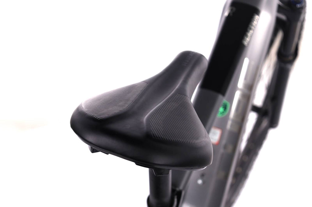 Cube Reaction Hybrid Race 750