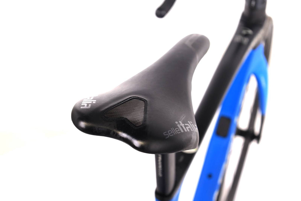 Pinarello Prince Disc Force AXS